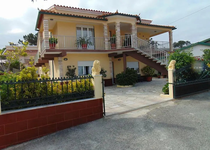 Vivenda Barroso * ナザレ