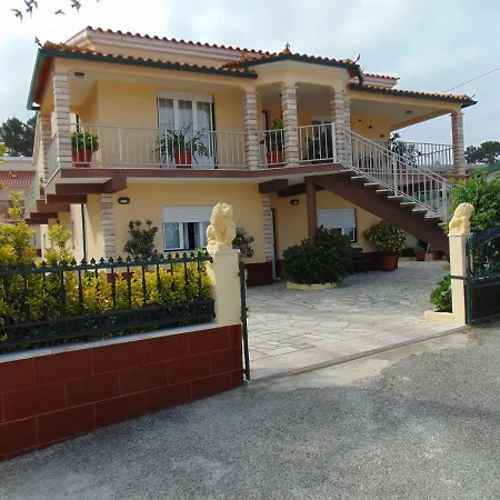 Vivenda Barroso * Nazaré