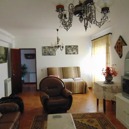 Vivenda Barroso Apartment *
